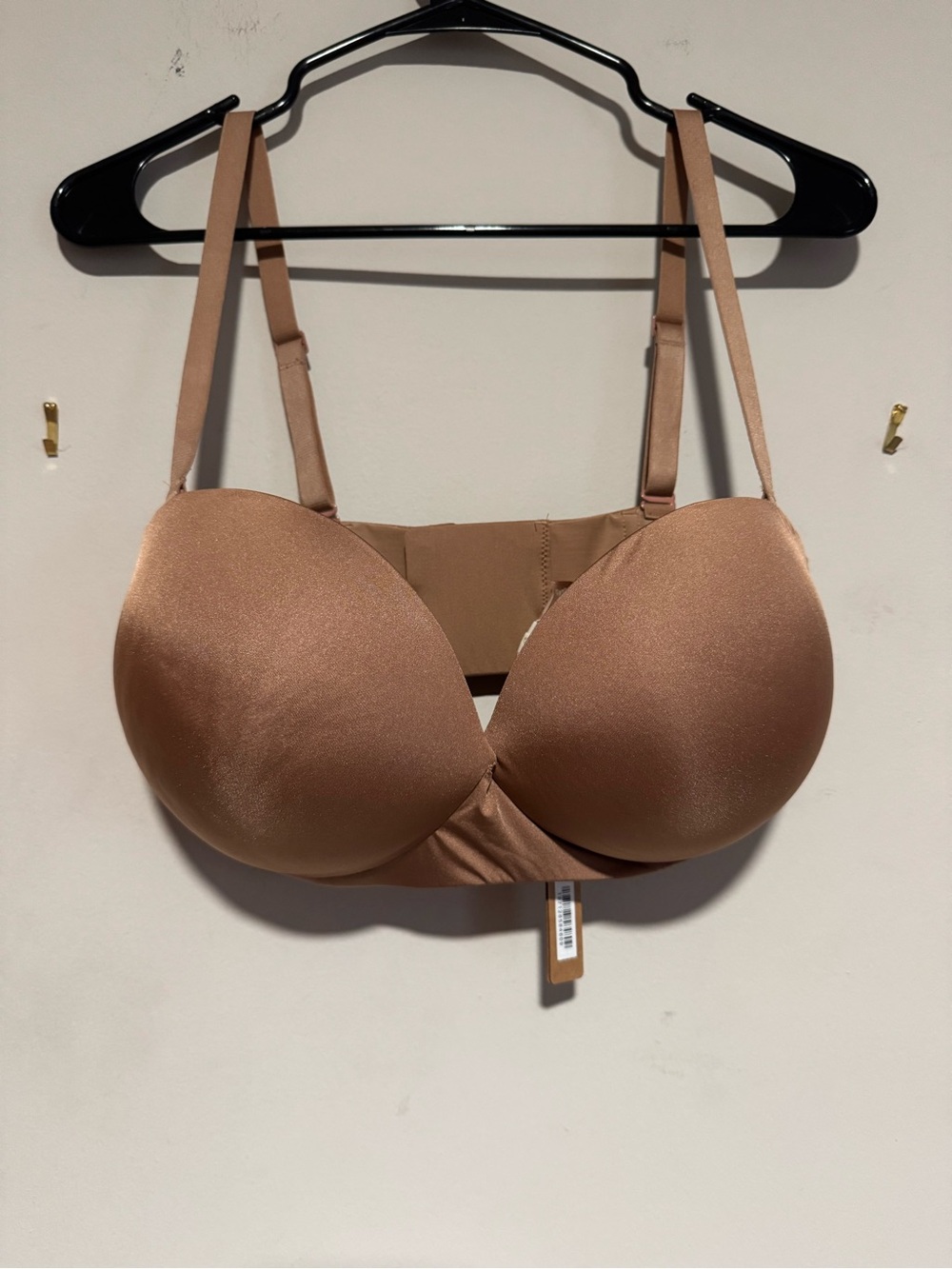 SKIMS STRAPLESS PUSH-UP BRA 38DD IN CLAY